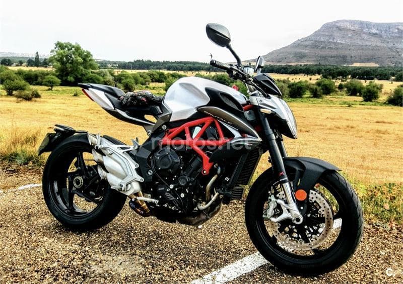 MV Agusta BRUTALE 800 EAS – Vista 6