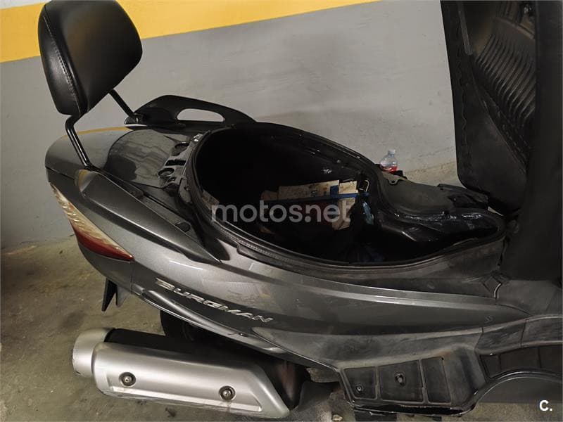 Suzuki BURGMAN 125 – Vista 5