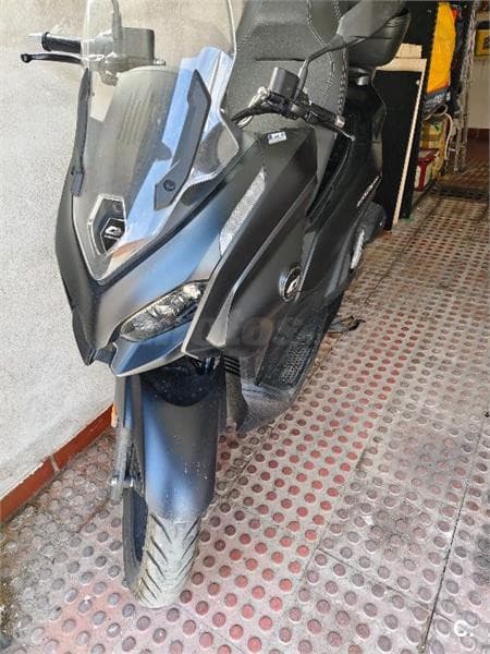 QJ Motor MTX 125 – Vista 4