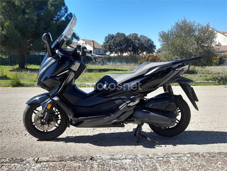 Honda Forza 125 – Vista 3