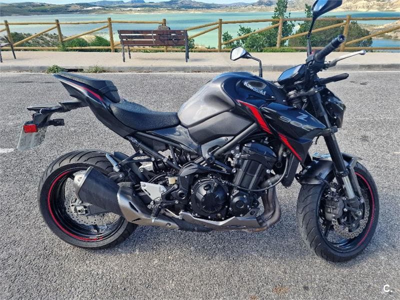 Kawasaki Z 900 – Vista 7