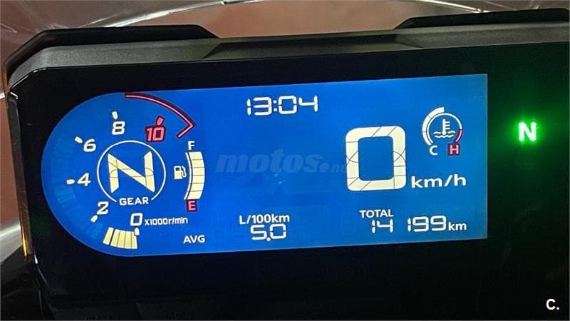 Honda CB 500 F – Vista 3