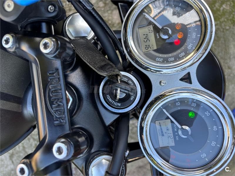 Triumph Bonneville T120 – Vista 4