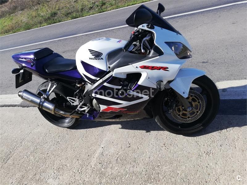 Honda CBR 600F Sport – Vista 7