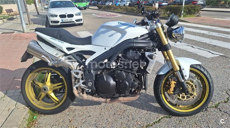 Triumph Speed Triple – Vista 2