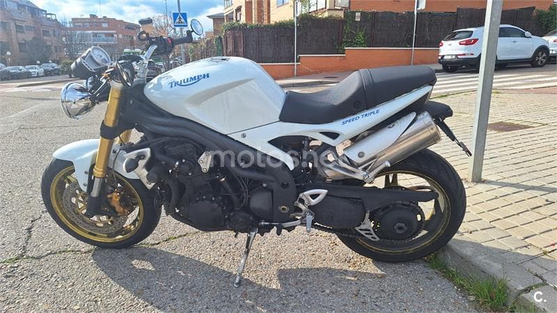 Triumph Speed Triple – Vista 3