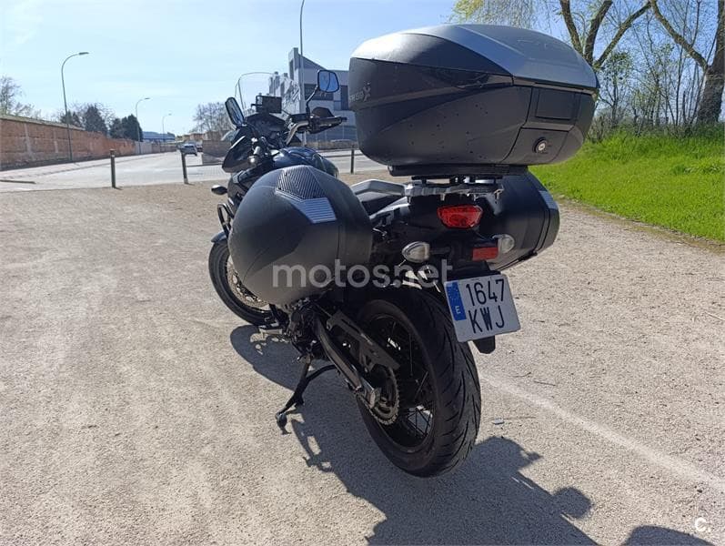 Suzuki V-Strom 650 XT ABS – Vista 8