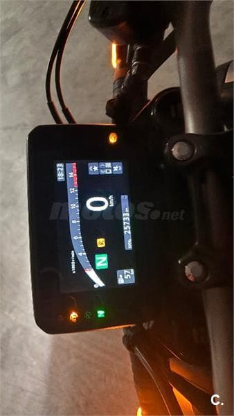 Honda CB 650 R – Vista 3