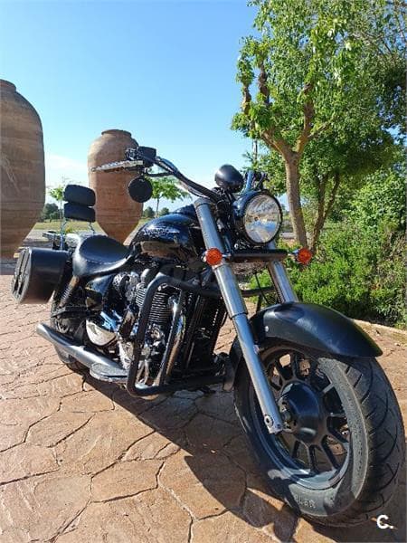 Triumph America 900 – Vista 6