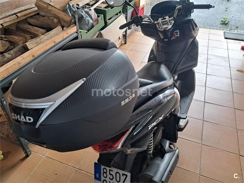 Honda PCX 125 – Vista 4