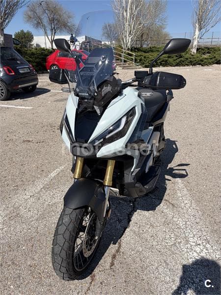 Honda X-ADV – Vista 1