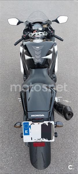Honda CBR 1000RR Fireblade – Vista 4