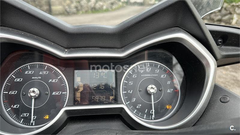 Yamaha XMAX 125 – Vista 2