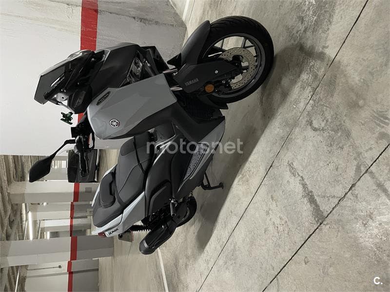 Yamaha XMAX 300 – Vista 2