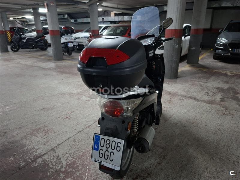 Kymco People 125 S – Vista 5