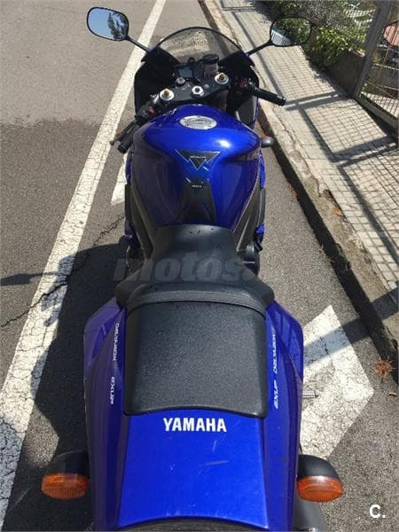 Yamaha YZF R1 – Vista 3