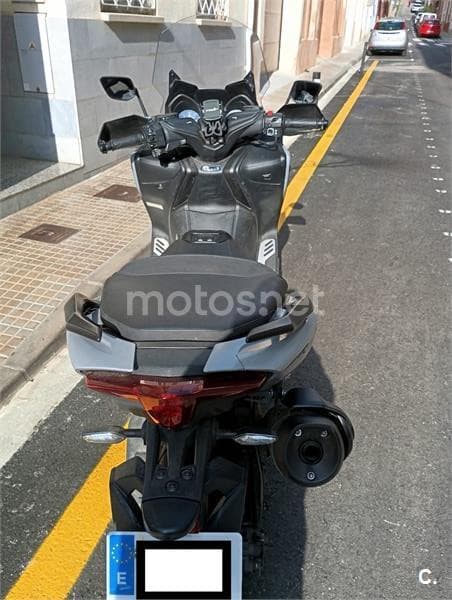Yamaha TMAX 560 ABS – Vista 3