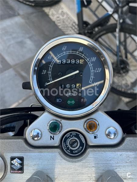 Suzuki Marauder 125 – Vista 5