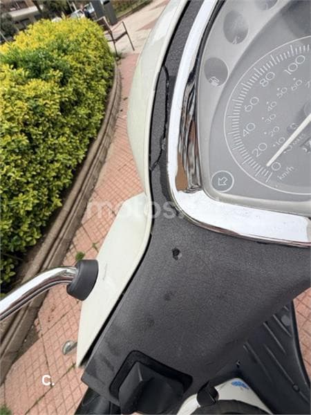 Piaggio LIBERTY S 125 – Vista 17