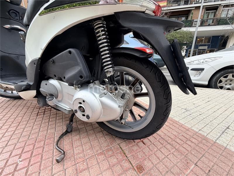 Piaggio LIBERTY S 125 – Vista 43