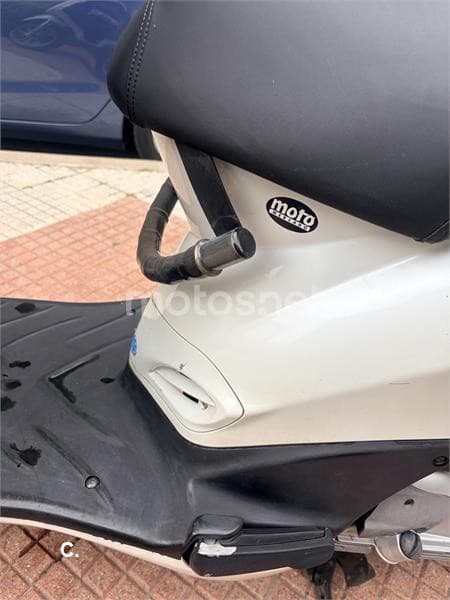 Piaggio LIBERTY S 125 – Vista 60