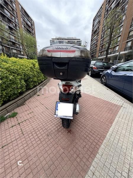 Piaggio LIBERTY S 125 – Vista 8