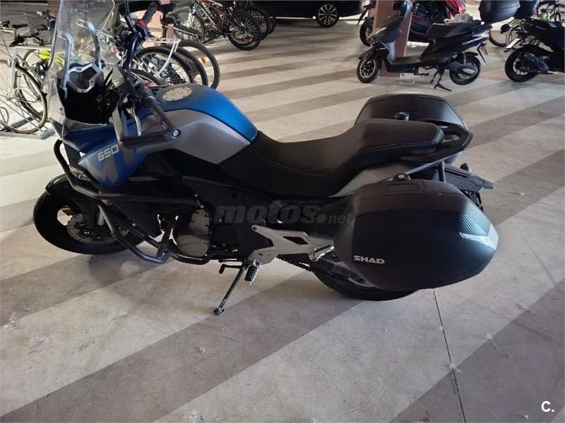 CFMOTO 650 MT – Vista 4