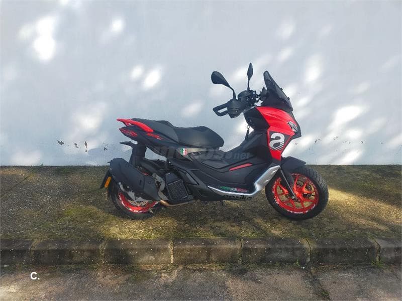 Aprilia SR GT 125 – Vista 1