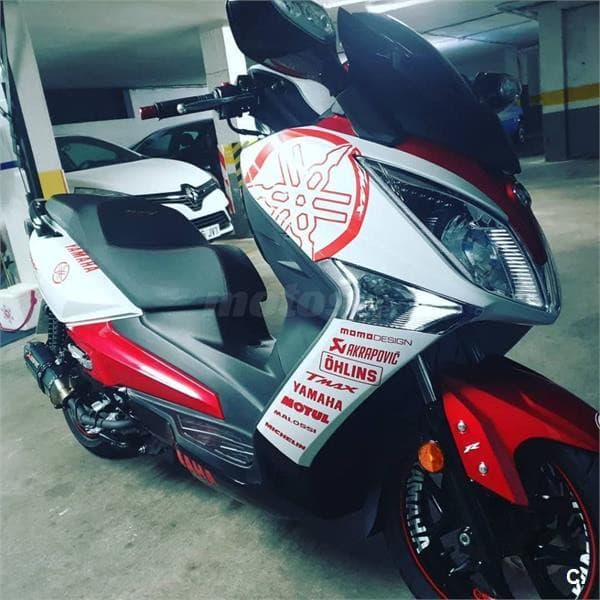 SYM Joymax 125 – Vista 2