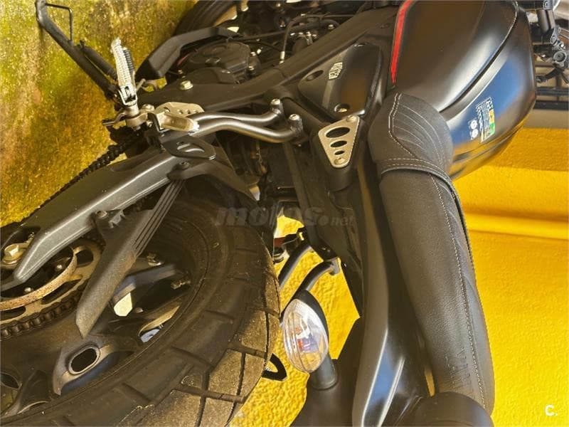 Yamaha XSR 125 – Vista 8