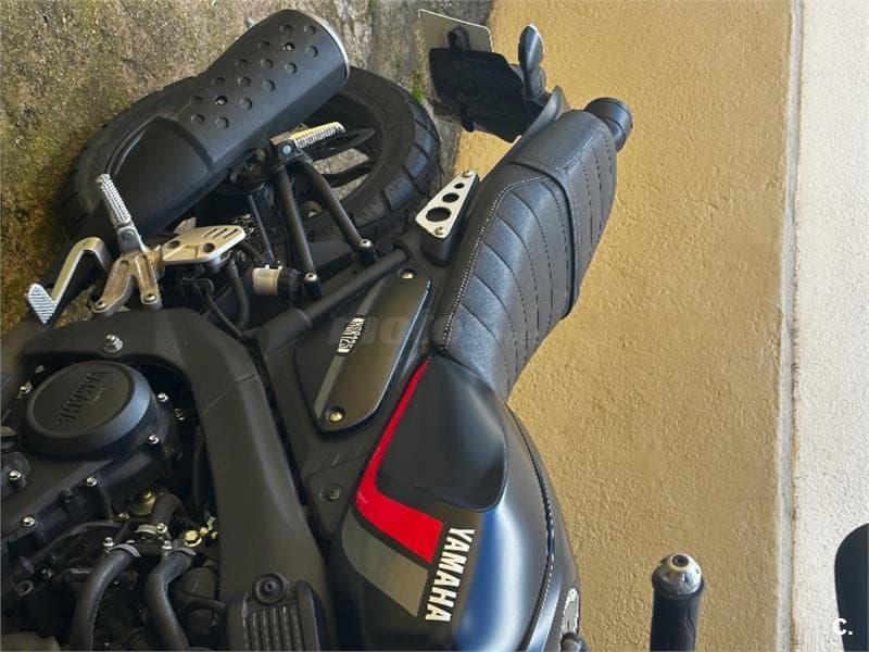 Yamaha XSR 125 – Vista 10
