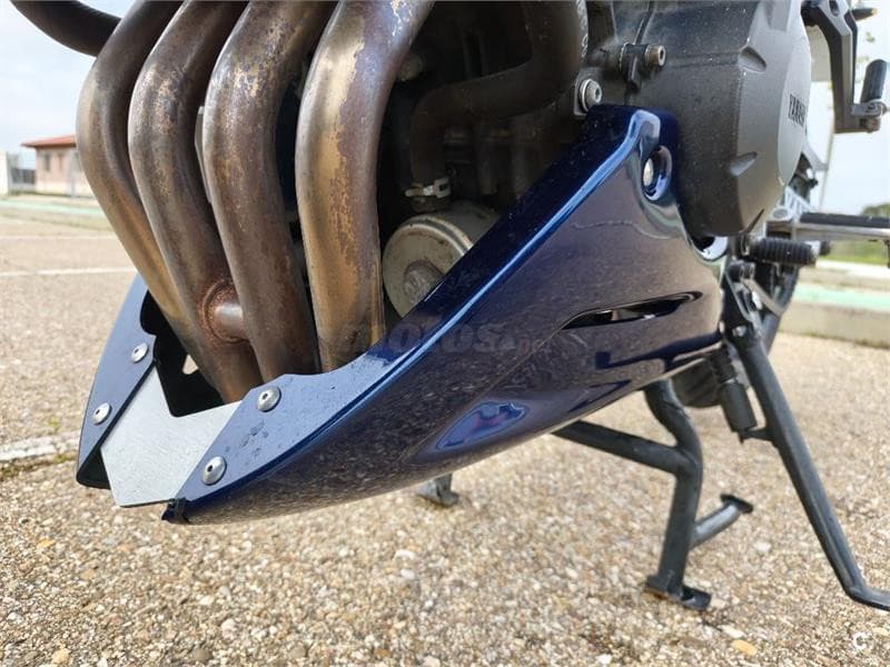 Yamaha FZ6 S S2 – Vista 7