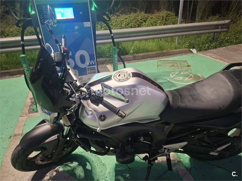 Yamaha FZ6 N S2 – Vista 5