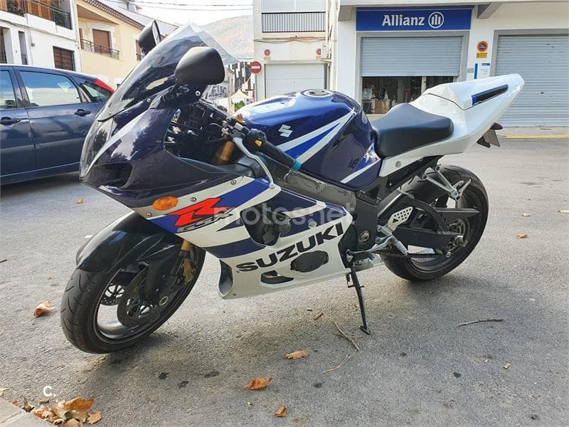 Suzuki GSX R1000 – Vista 5