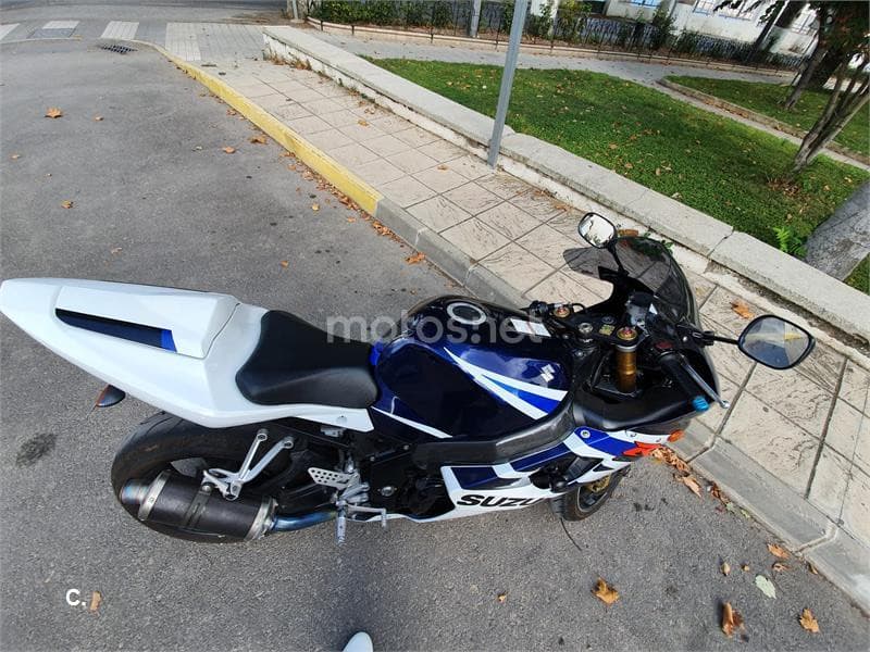 Suzuki GSX R1000 – Vista 9