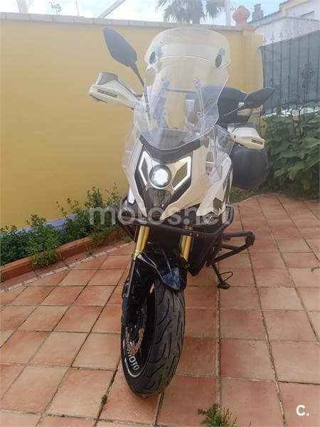 CFMOTO 650 MT – Vista 5