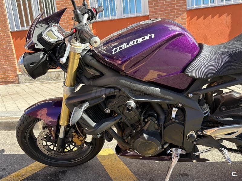 Triumph Street Triple – Vista 4