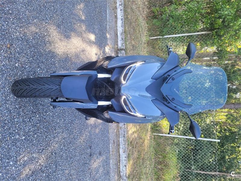 Yamaha XMAX 300 – Vista 2