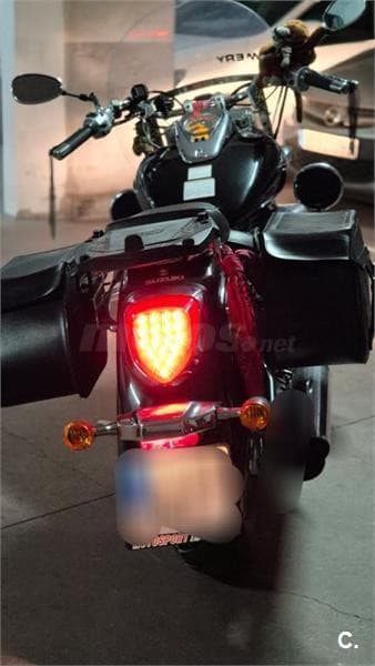 Suzuki Intruder C800C – Vista 2
