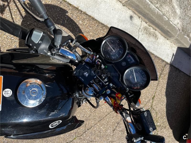 Yamaha YBR 125 – Vista 8