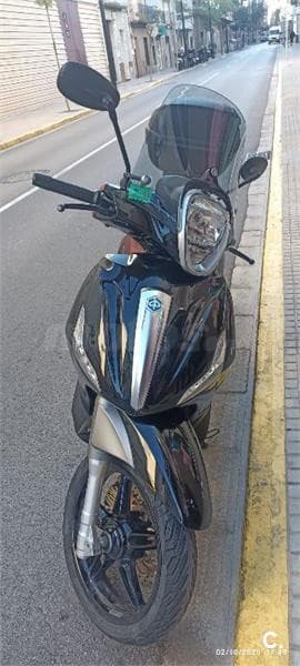 Piaggio Beverly Sport Touring 350 – Vista 14