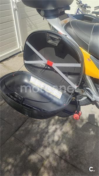 Honda VARADERO XL1000V C-ABS – Vista 17