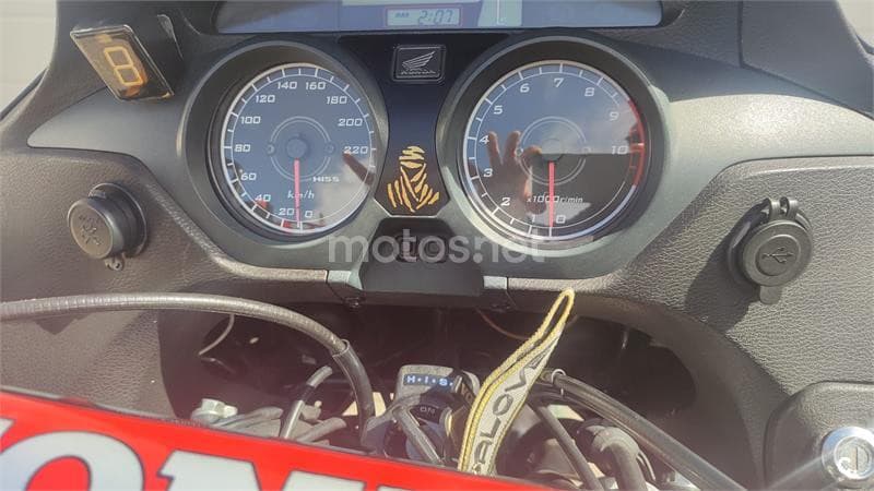 Honda VARADERO XL1000V C-ABS – Vista 19