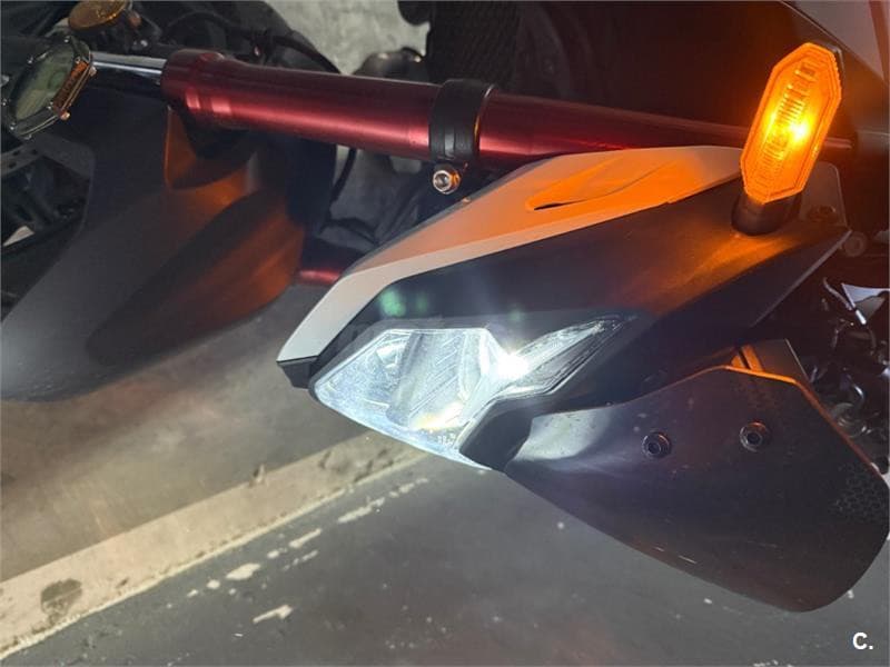 Honda CB 750 Hornet – Vista 3