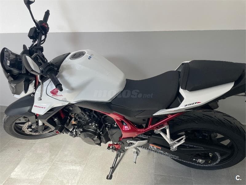 Honda CB 750 Hornet – Vista 6