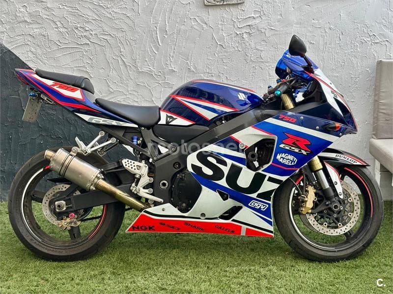 Suzuki GSX R750 – Vista 1