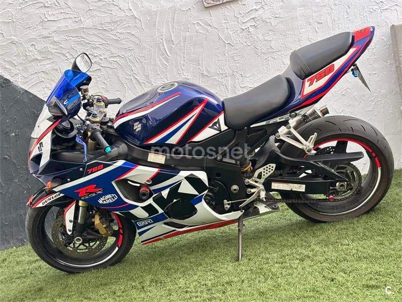 Suzuki GSX R750 – Vista 2