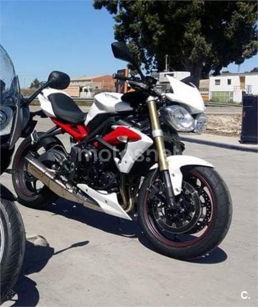 Triumph Street Triple ABS – Vista 1