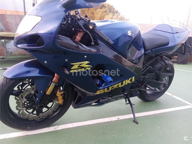 Suzuki GSX R1000 – Vista 8