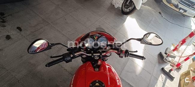 Ducati MONSTER 695 – Vista 1